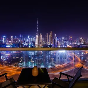 Royal Club By Rvhr, Paramount Tower B, Business Bay دبي
